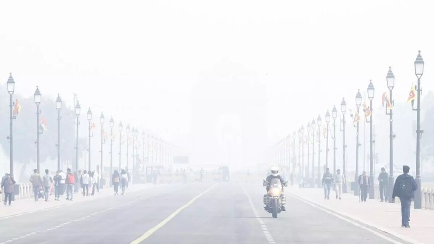 Delhi’s air quality index hovers a tad below ‘severe+’ category