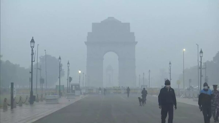 Light rain brings chill to Delhi-NCR, air quality remains 'severe'