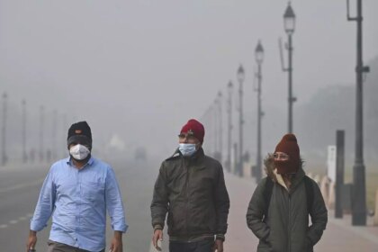 Delhi's AQI remains 'very poor' at 388