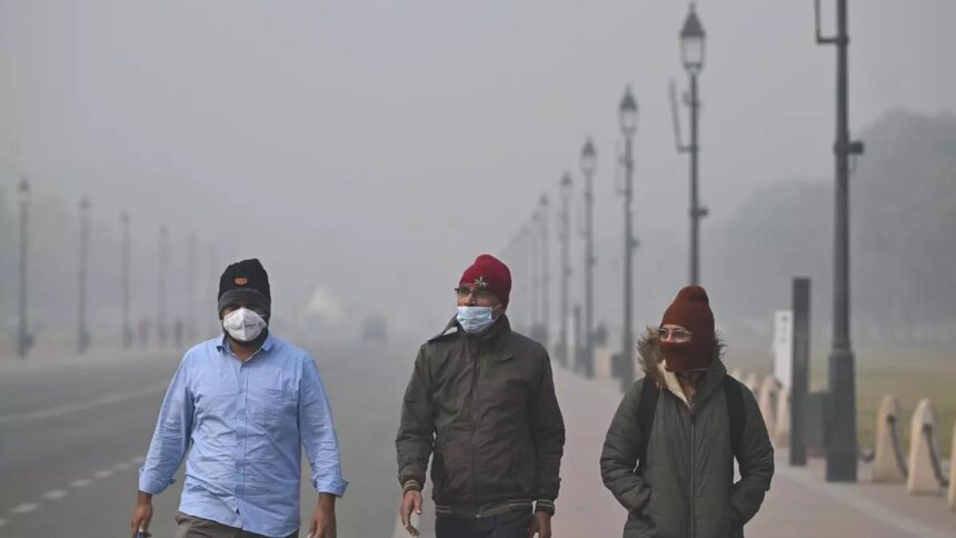 Delhi's AQI remains 'very poor' at 388