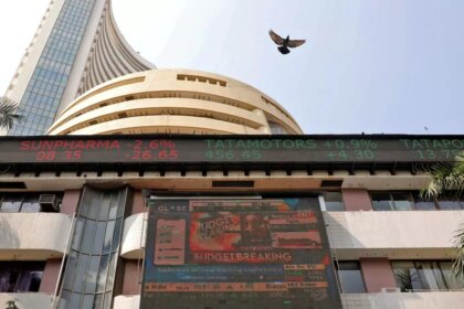 FPIs turn cautious, end buying spree amid market volatility