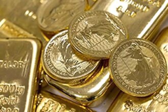 Gold gains on safe-haven demand amid global uncertainties