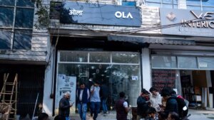 Ola Electric Shares: Rose 1.31%, after expanding its retail network to 4,000 stores