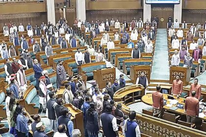 Both Houses of Parliament adjourned sine die