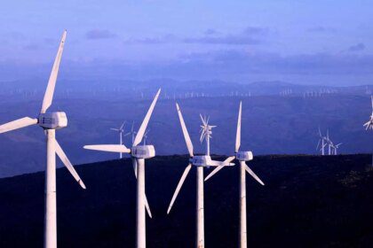 BrightNight commissions 115 MW hybrid renewable power project in Maharashtra 