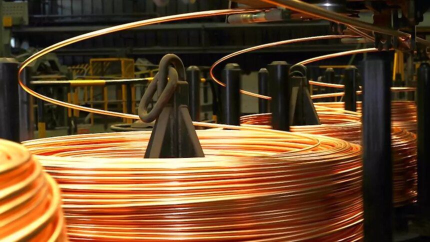 Copper: Wait for dips to go long