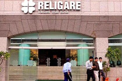 Delhi High Court denies interim relief to Religare shareholder, allowing Burman family’s open offer to proceed