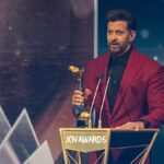 Hrithik Roshan receives Joy Award in Riyadh on completing 25 years in Bollywood