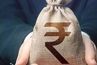 Rupee falls 14 paise to close at 86.59 against US dollar