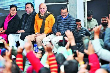 AAP's poll anthem a Kejriwal eulogy, veiled dig at LG & BJP