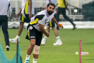 Mohammed Shami trains with Indian team after 14 months in Kolkata with a heavily strapped knee