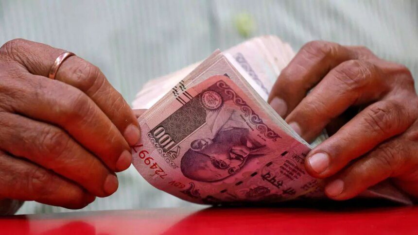 Currency market today: Rupee falls 26 paise to 86.57 against US dollar in early trade