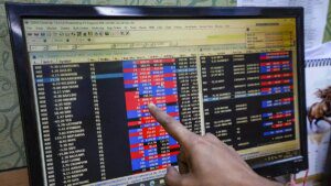 Global trends, FIIs trading activity to drive market trends this week: Analysts