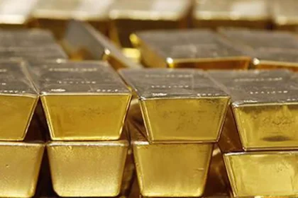 Gold gains sheen as RBI dips into forex reserves