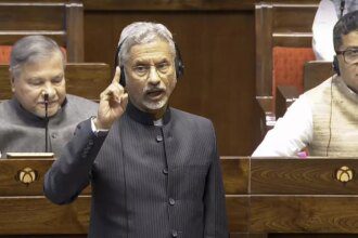 Jaishankar calls for strong crackdown on illegal immigration industry