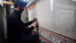 Handicraft and handloom exports from Kashmir at ₹2,567 crore over the last two fiscal years