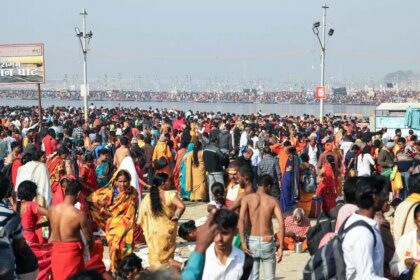 Paid leave to go to Mahakumbh