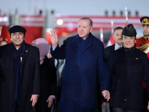 Pakistan rolls out red carpet for Turkiye’s Erdogan