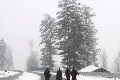 Unseasonal temperature rise and snowfall deficit threaten agriculture and water security in J & K