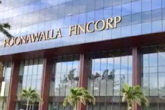 Poonawalla Fincorp enters Commercial Vehicle financing segment 