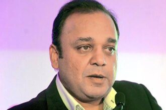 Punit Goenka acquires 0.29% shares of Zee Entertainment through wife and son